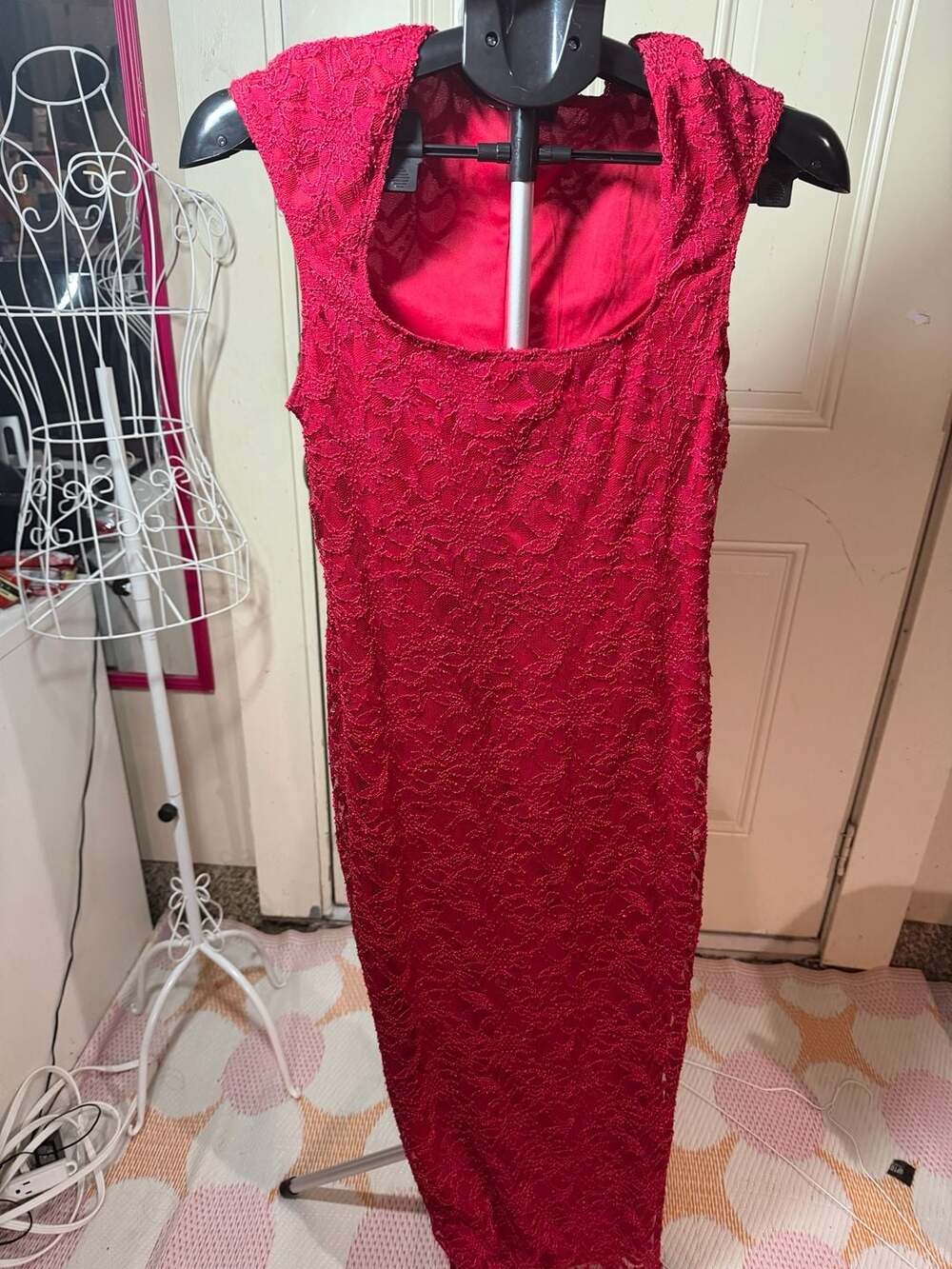 bebe Women's Red Cap Sleeve Square Neck Bodycon Maxi Dress